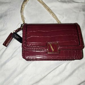 NWT VICTORIA'S SECRET CROSSBODY SHOULDER BAG